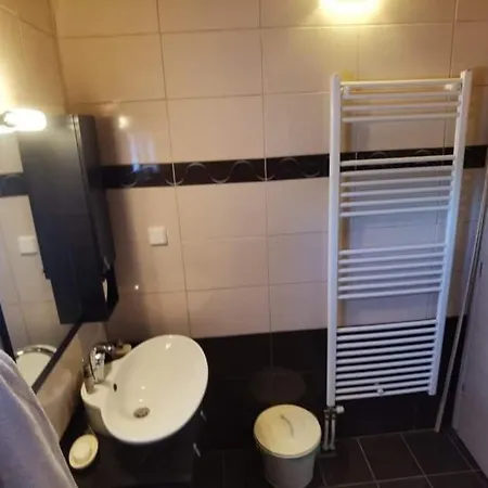 Julia House Semesterbostad *