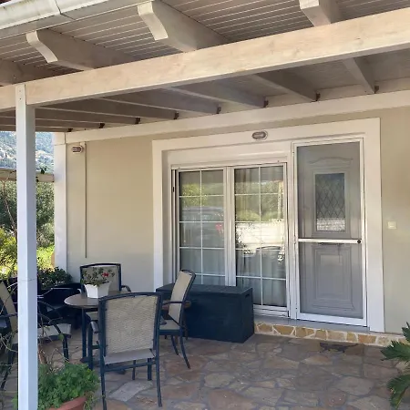 Julia House Semesterbostad *