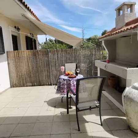 Julia House Case de vacanță Andipáta