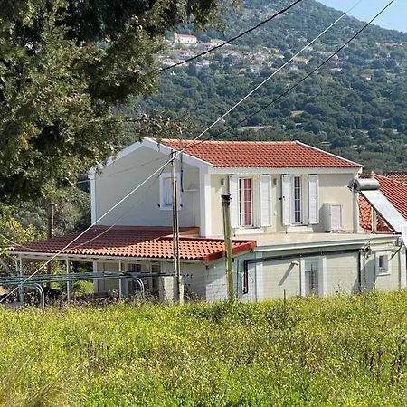 Julia House Dom wakacyjny