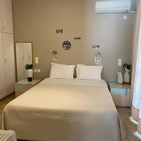 Dom wakacyjny Julia House Andipáta