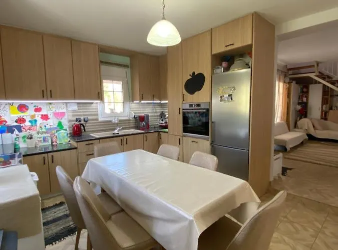 Case de vacanță Julia House