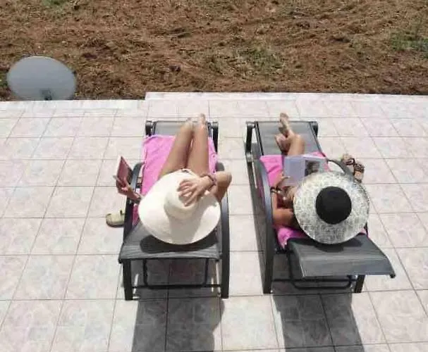 Julia House Andipáta