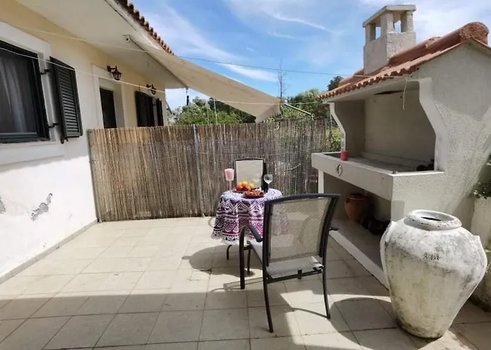 Julia House Case de vacanță Andipáta